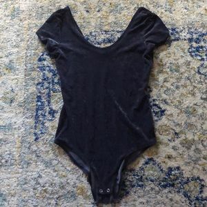Velvet wide-neck bodysuit